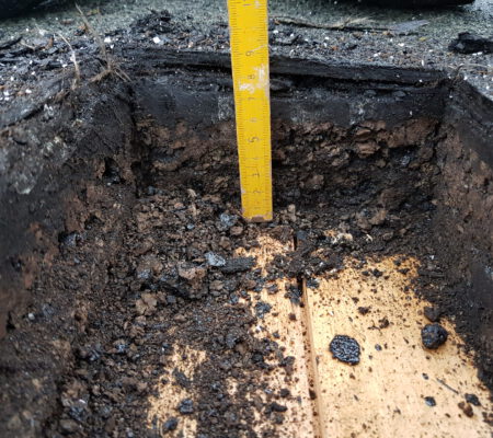 Dachaufbau mit teerhaltiger Abdichtung