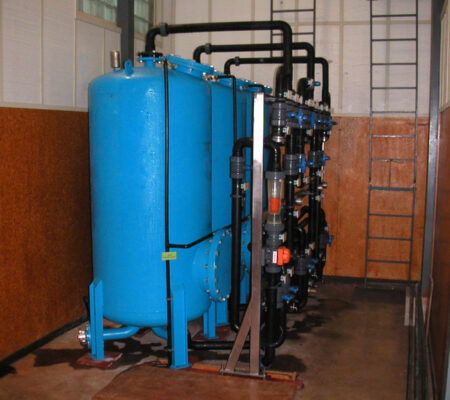 Aktivkohle-Anlage zur Grundwasserreinigung