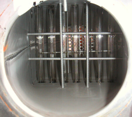 UV-Strahler zur Desinfektion von Trinkwasser in einer Rohrleitung